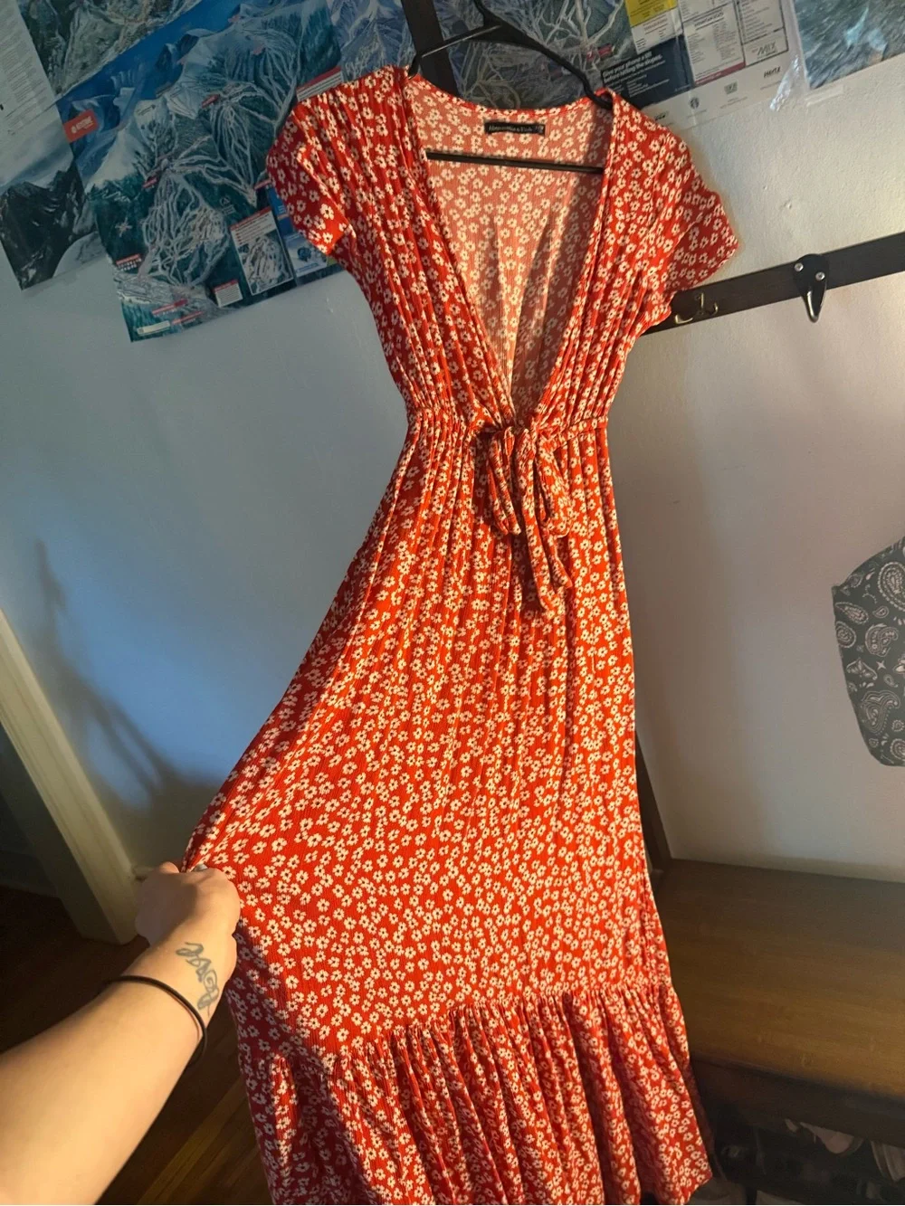 Abercrombie & Fitch Red Floral Tie-Front Maxi Dress (2019 collection)